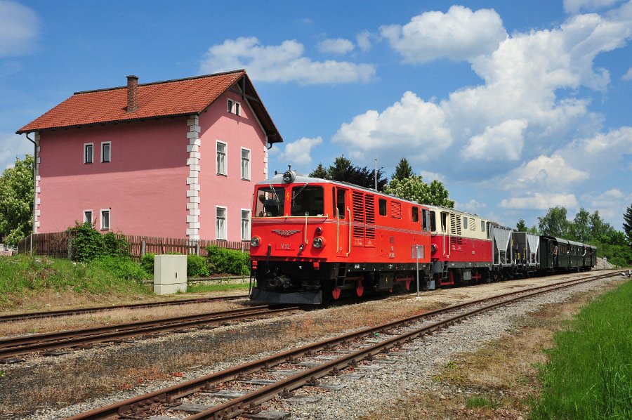 NÖVOG V5 und V12 Doppeltraktion 46